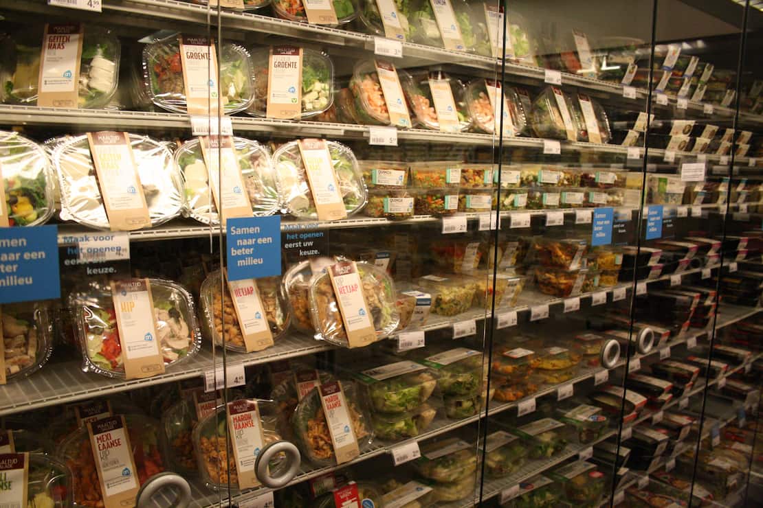 Supermarket with convenience products